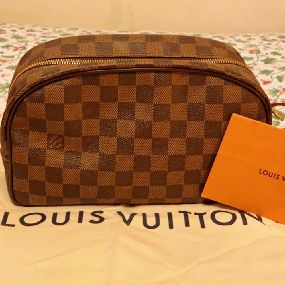Louis Vuitton Trous.Toilet.NM D.EBE